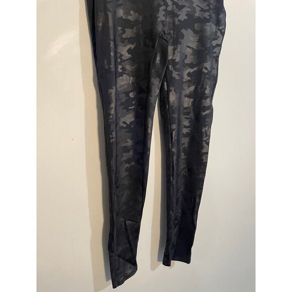 Spanx Faux Leather Camo Leggings in Matte‎ Black Combo - Picture 4 of 11